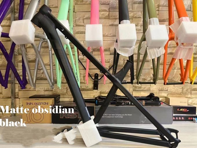 내구성 17 "알루미늄 자전거 프레임 30.8mm 좌석 기둥 지름과 ISCG05 체인 가이드 0